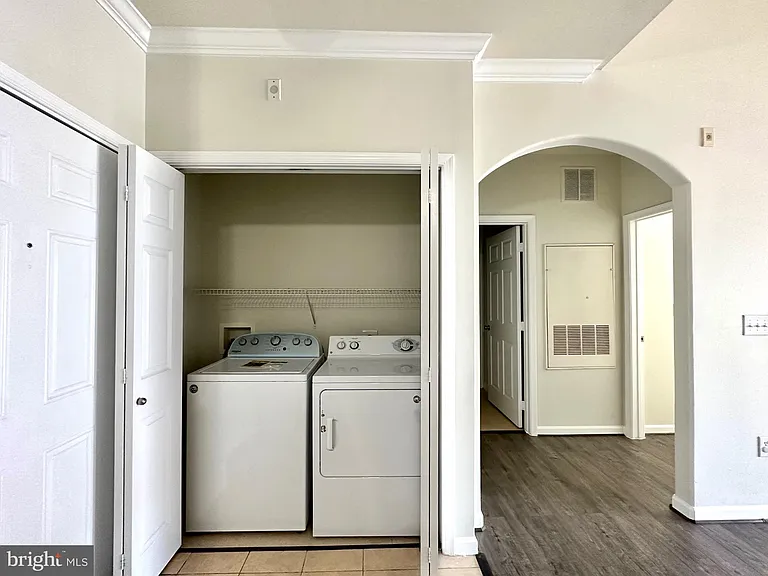 12925 Centre Park Cir #405 — Photo 26