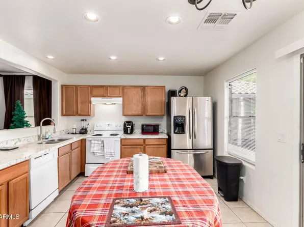 40202 W MARY LOU Drive, Maricopa, AZ 85138