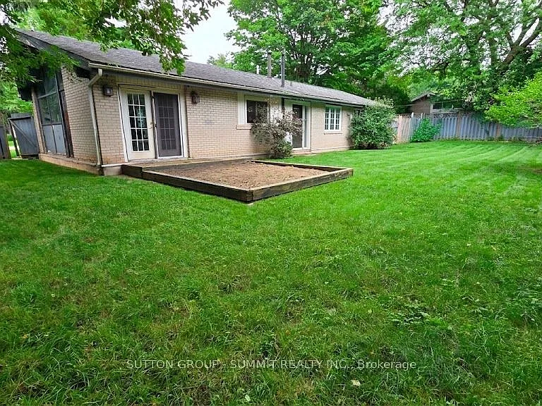 1065 Bomorda Dr — Photo 13