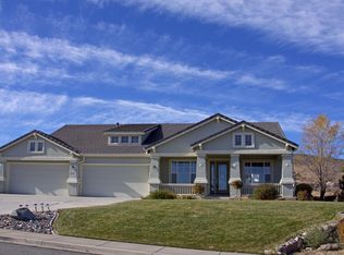 845 Peacepipe Loop, Reno, NV 89511