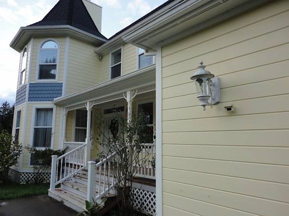 Front entry covered porch