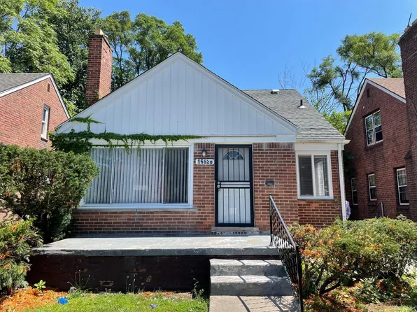 16526 Lesure St, Detroit, MI 48235