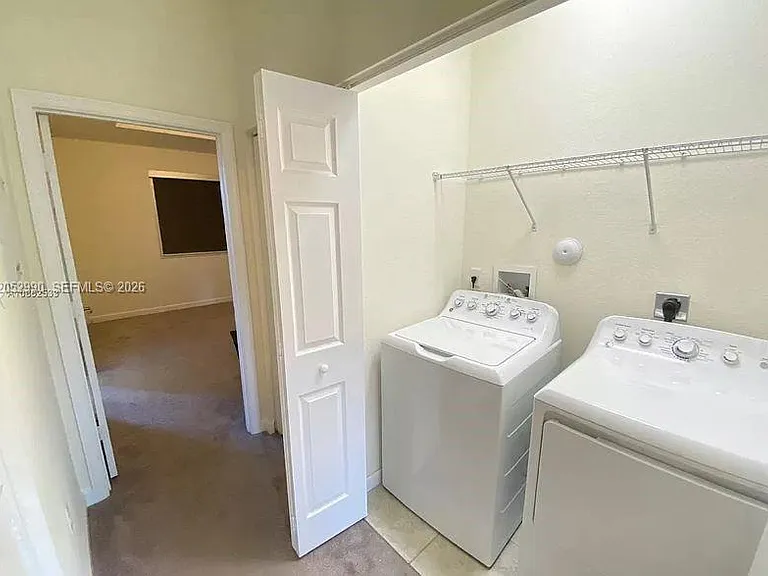 97 SE 34th Ter #97 — Photo 9