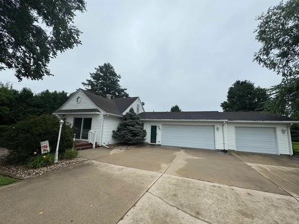 21498 Highway 57, Parkersburg, IA 50665