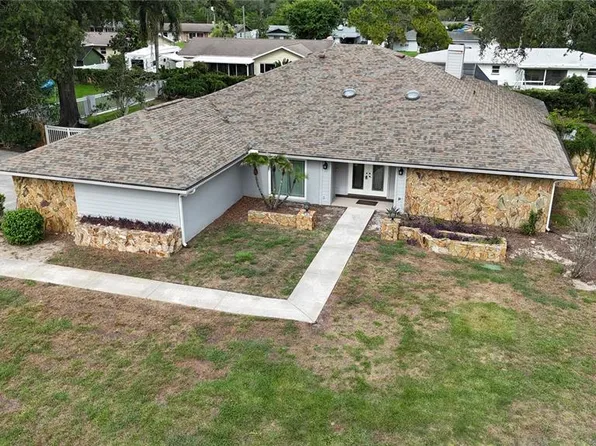 1009 Morfield Ln, Brandon, FL 33511