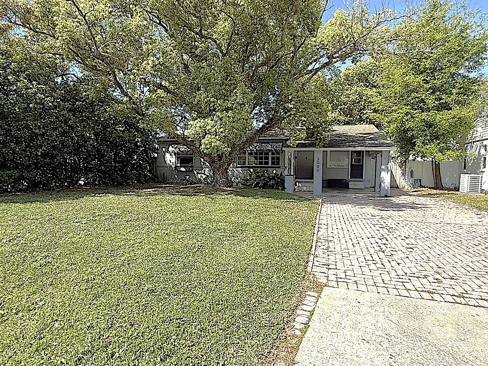 1st image of 3000 Knollwood Cir
