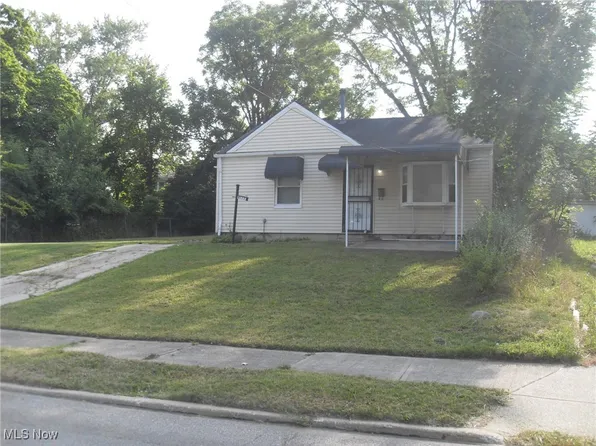 4677 E 174th St, Cleveland, OH 44128