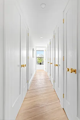 Rented by SERHANT. | media 3