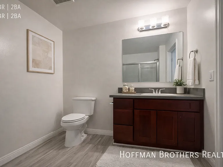 6829 Simpson Ave #2 — Photo 3