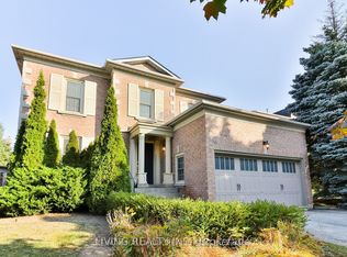 30 Gatcombe Cir UNIT B, Richmond Hill, ON L4C 9P5
