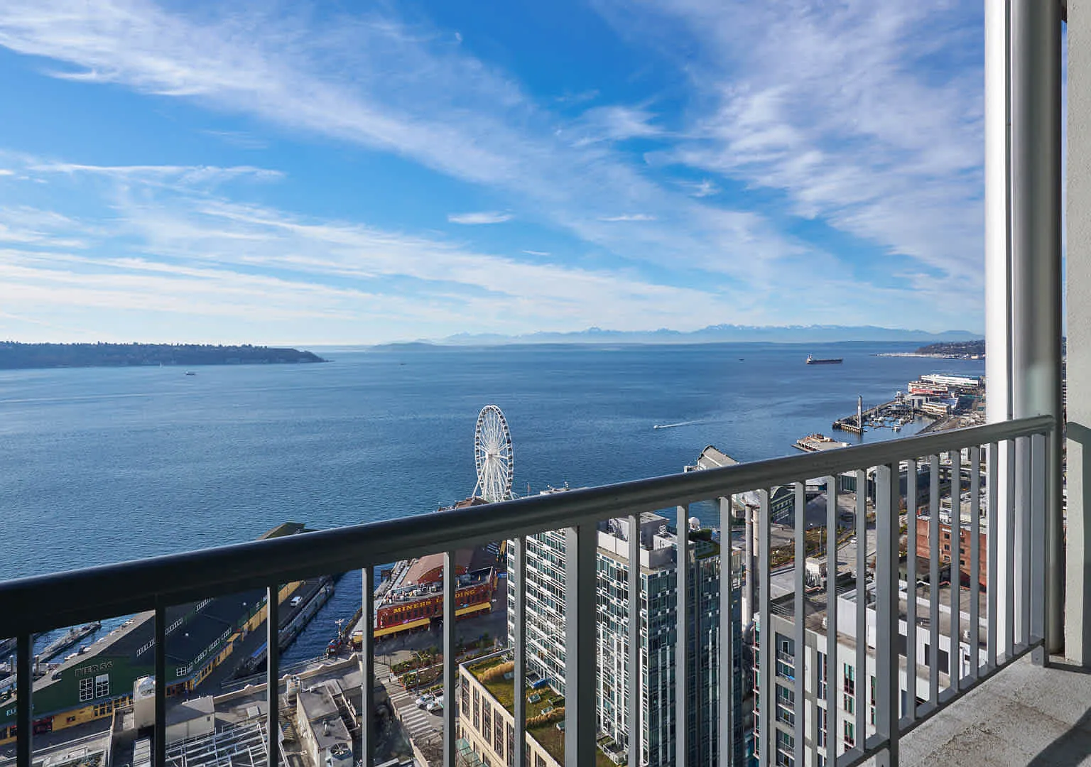 Harbor Steps — Photo 4