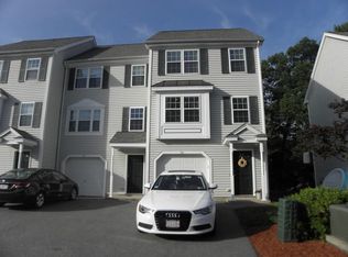 54 Reagan Rd, Dracut, MA 01826