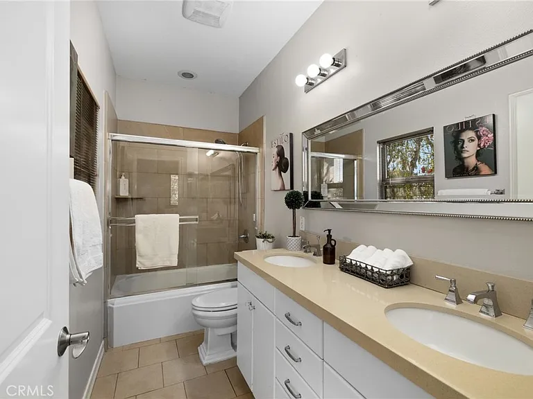 1406 S California Ave #D — Photo 20