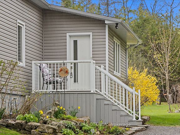 4th image of 4841 Torbolton Ridge Rd