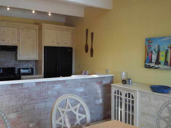 Equipped kitchen a buffet for extra storage