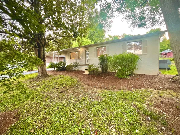 7517 Boriss Dr, Chattanooga, TN 37416