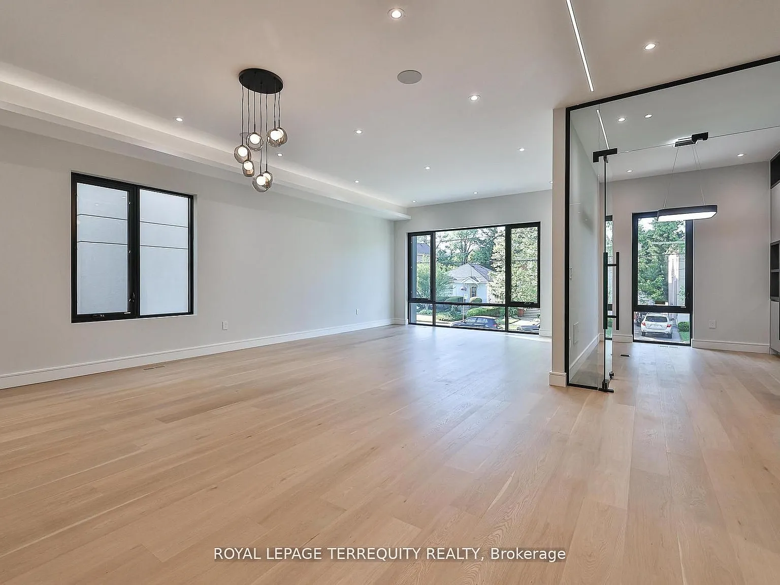 5 bed, $16,800 — Photo 2