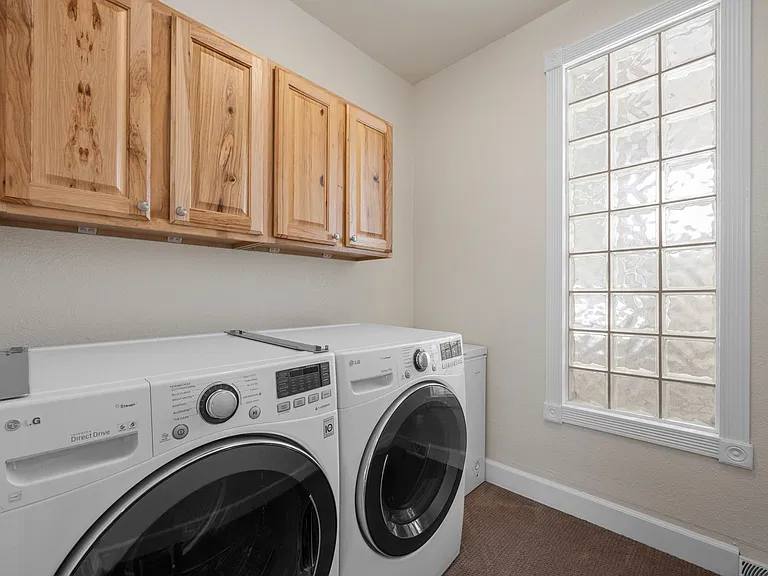 3023 Lawrence St — Photo 14