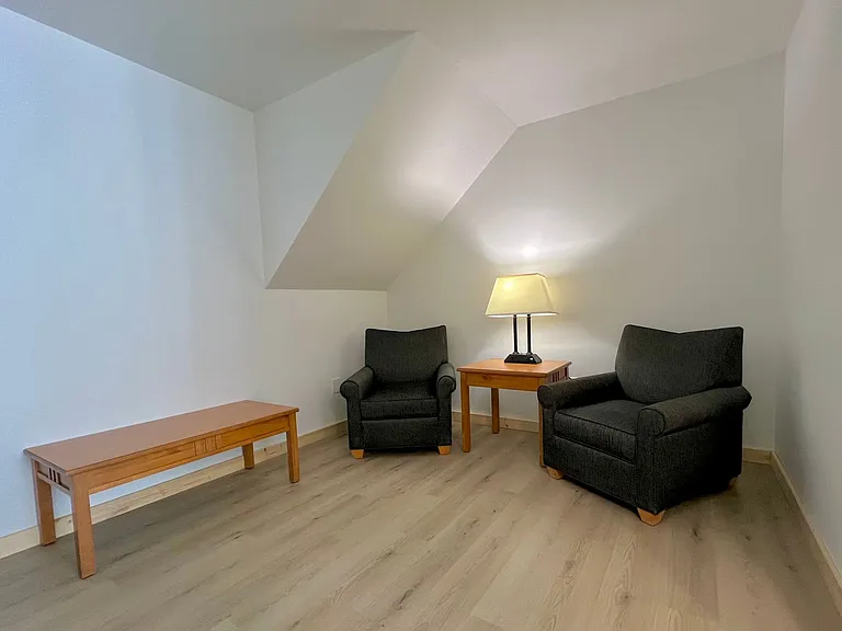 Ski Town Apartments — Photo 96