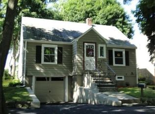 65 Harrison Ave, Saugus, MA 01906