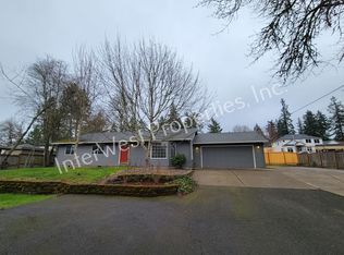 8910 SW 69th Ave, Portland, OR 97223