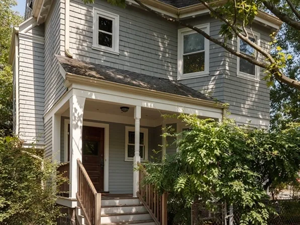 4 Hurlbut St, Cambridge, MA 02138