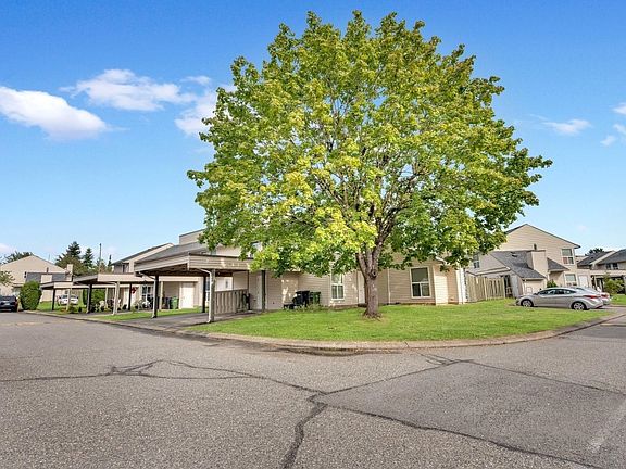 3rd image of 32550 Maclure Rd #177