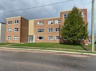 1236 Clarence St #8, North Bay, ON P1B 3W4