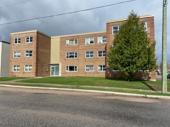 1236 Clarence St #12, North Bay, ON P1B 3W4