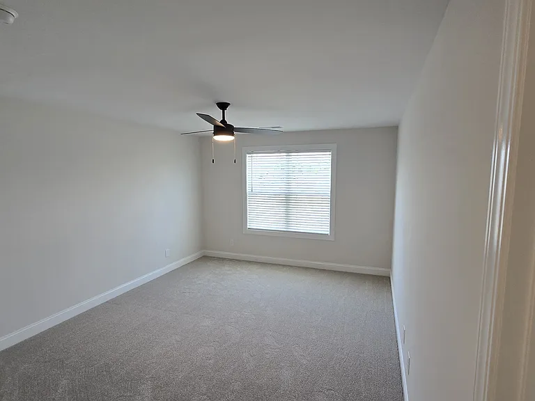 4301 Laurel Ridge Dr — Photo 29