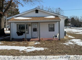 201 S Wabash Ave, Worthington, IN 47471