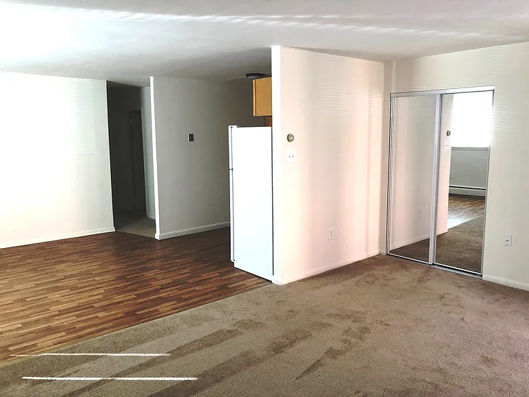 Orchard Hills Apartments — Photo 15