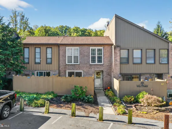 48 Winged Foot Dr, Reading, PA 19607