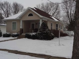 315 3rd Ave, Clarence, IA 52216