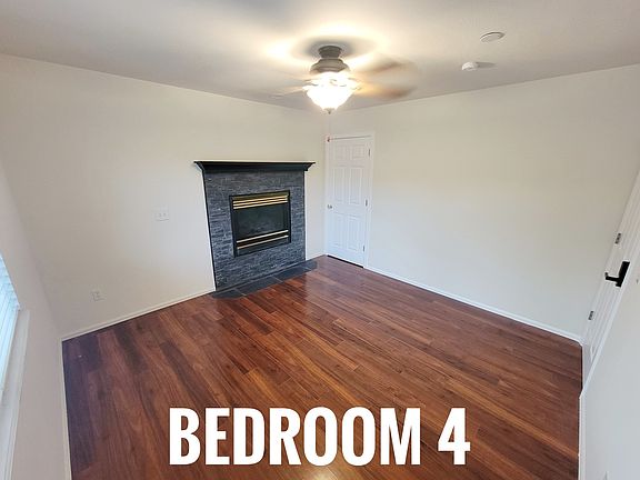 3rd image of 3620 Richmond Dr #4