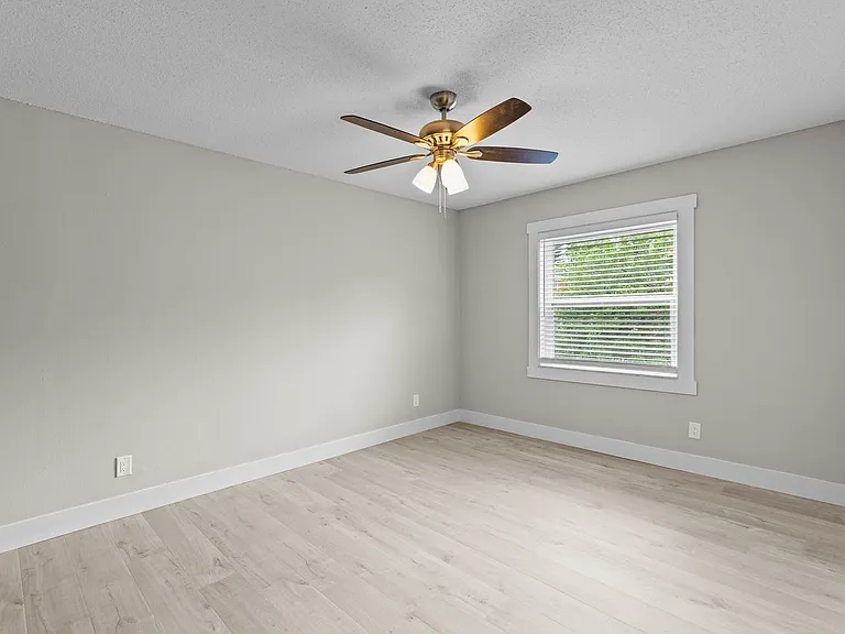 10820 Big Bend Rd — Photo 11