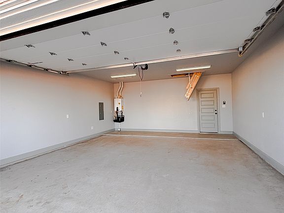 2nd image of 6801 Prickly Pear Way