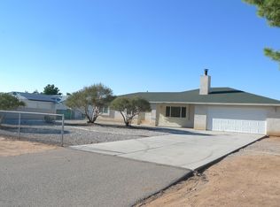 22214 Shandin Rd, Apple Valley, CA 92307