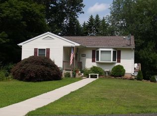 51 Diana Ln, Beacon Falls, CT 06403