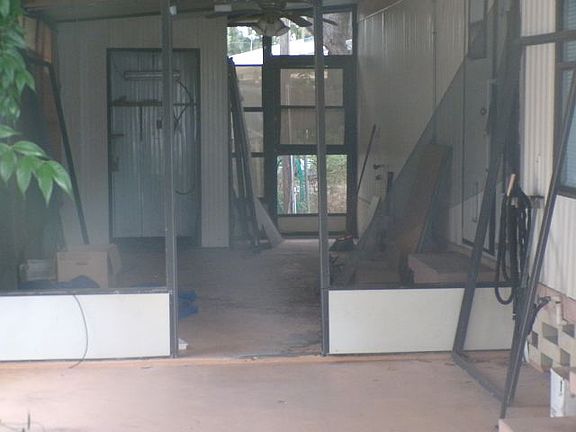 3rd image of 15 Martin Dr