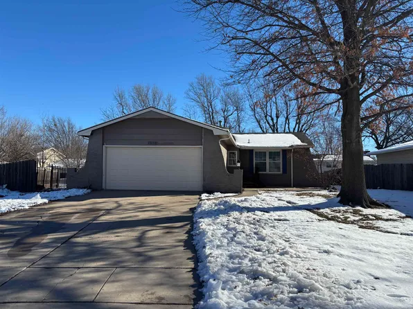 1310 N Wilbur Ln, Wichita, KS 67212