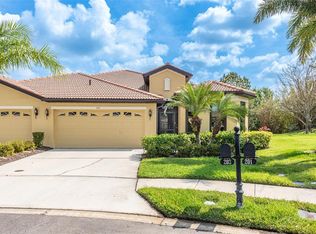 201 Mystic Falls Dr, Apollo Beach, FL 33572