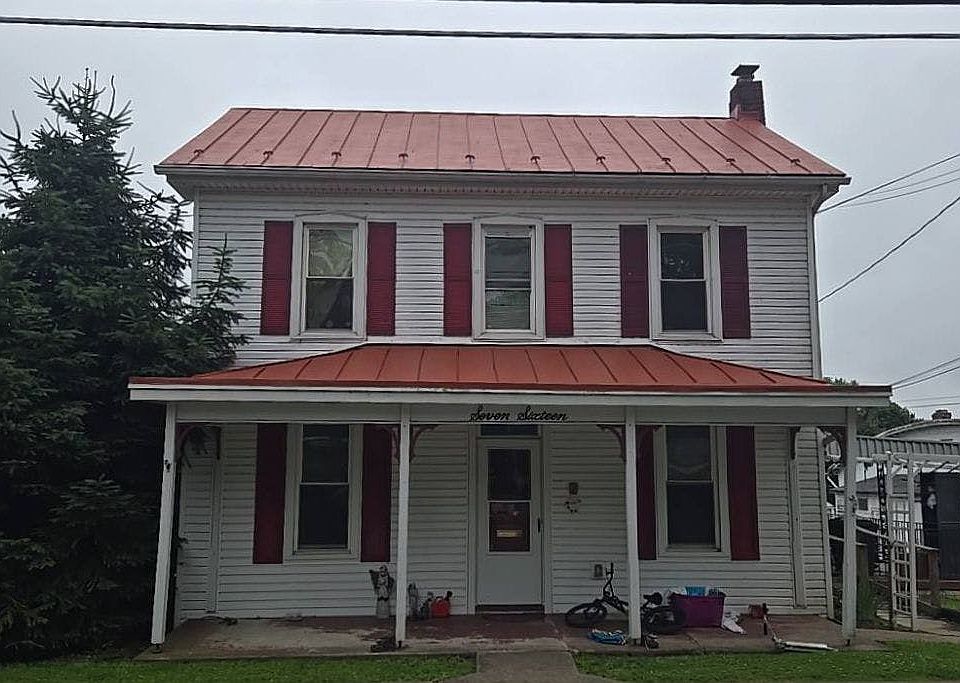 1st image of 716 N High St