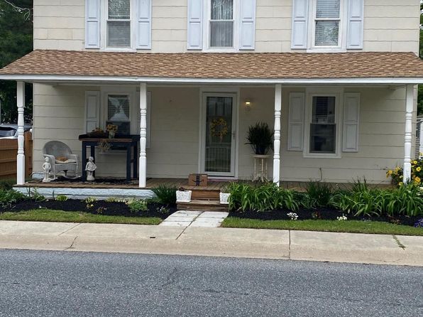105 E Lillian St, Hebron, MD 21830