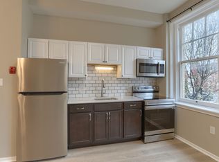 607 2nd St APT 200, Harrisburg, PA 17102