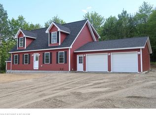 62 Richard Rd, Sidney, ME 04330