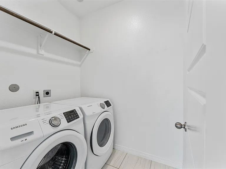3614 Windward Canyon Dr — Photo 22