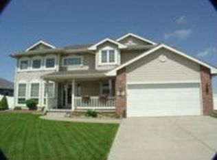 2140 Crestridge Dr, Blair, NE 68008