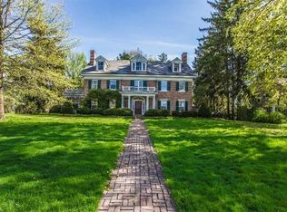 1710 Cambridge Rd, Ann Arbor, MI 48104