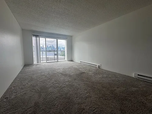 Floor plan 302